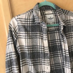 American Eagle Outfitters Tops - American eagle women’s flannel American Eagle Outfitters Tops - American eagle women’s flannel